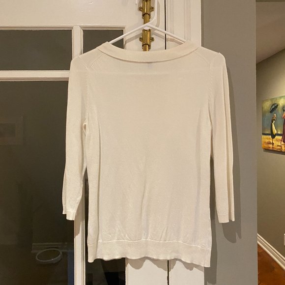 Jacob White Sweater with Bow - Picture 4 of 6